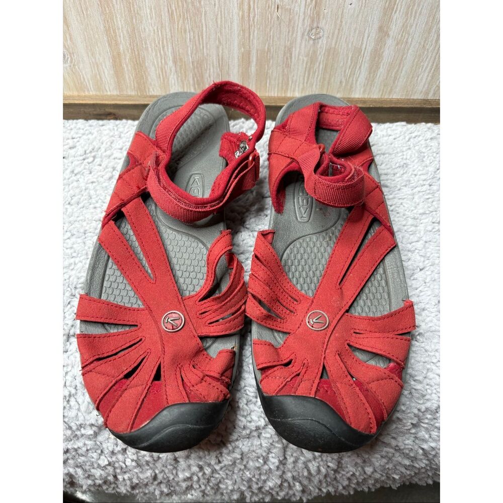 KEEN Rose Red Sport Sandals Women's Closed Toe Outdoor Hiking Water Shoes Size 1